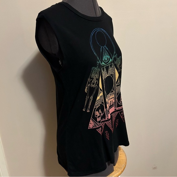 Truly Madly Deeply Skeleton Graphic Muscle Tee Urban Outfitters - Picture 3 of 11